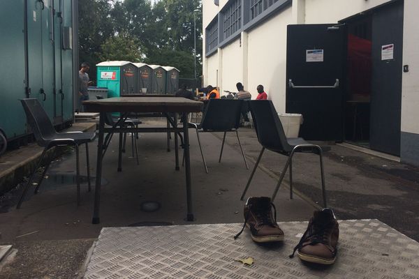 Léo Lagrange, l'un des cinq gymnases réquisitionnés à Nantes depuis le 21 septembre 2018 pour accueillir des migrants.