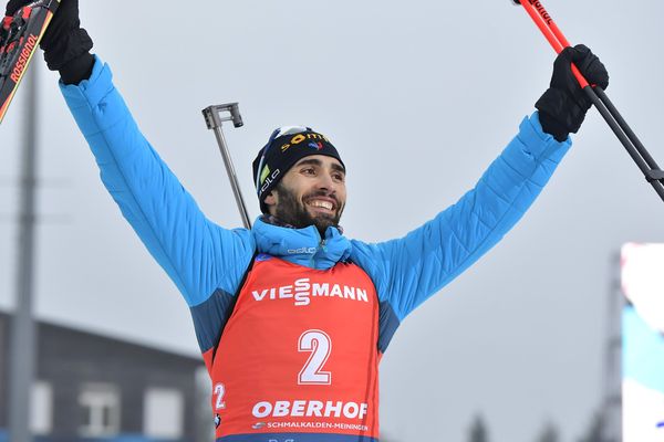 Après sa victoire au sprint d'Oberhof vendredi, Martin Fourcade récidive en remportant la mass start.