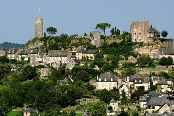 Le village de Turenne en Corrèze sera-t-il le village préféré des français(e)s ?