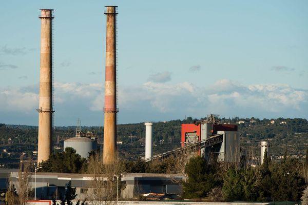 Illustration - L'usine d'alumine Alteo à Gardanne (Bouches-du-Rhône). 
