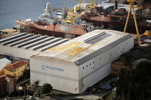 L'Italien Fincantieri est le seul à avoir déposé une offre de reprise pour les chantiers STX de Saint-Nazaire. Mais le gouvernement français refuse qu'il devienne majoritaire.