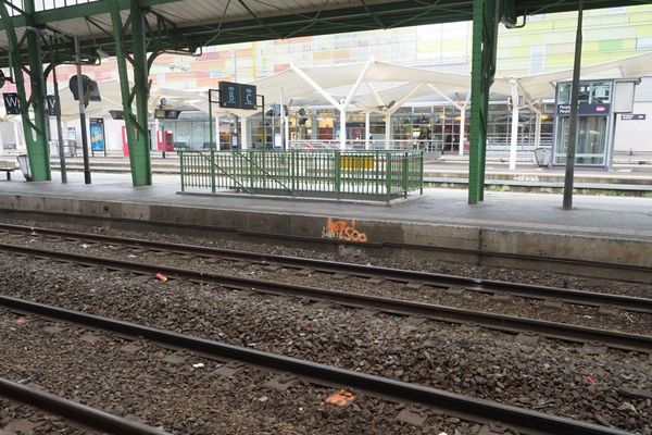 Une grève par épisodes a été lancée pour protester contre le projet de réforme de la SNCF.