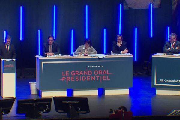 Six candidats à la présidentielle sont venus se confronter au jury du "grand oral" de la FNSEA à Besançon, ce mercredi 30 mars.