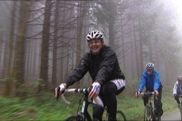 Une quarantaine de coureurs sur les routes de Doubs. Tous ensemble contre le cancer.