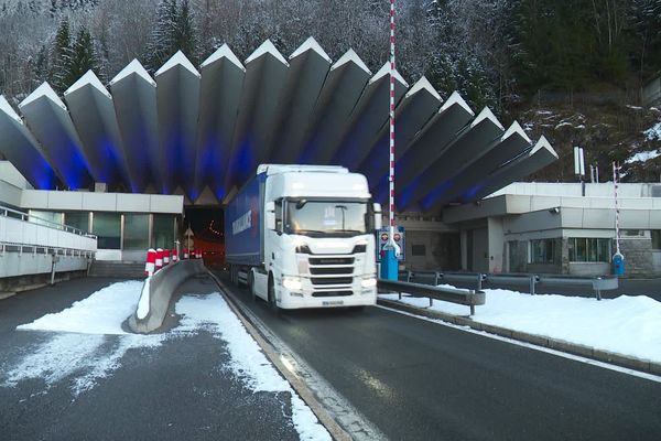 Le tunnel du mont-Blanc a rouvert à la circulation ce vendredi 15 décembre après deux mois de fermeture