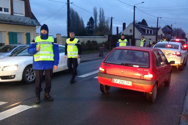 Contrôles de gendarmerie ce lundi matin sur la RN25.