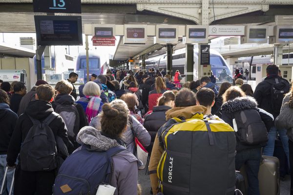 La grève SNCF du 16 au 18 février a touché près de 150 000 usagers sur le million de voyageurs attendu.