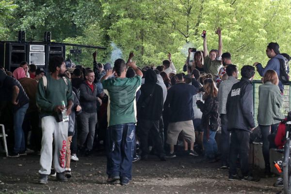 Une Rave party sauvage, avait eu lieu rive gauche, sous le pont François Mitterrand, à Bégles le 14 juillet 21.
