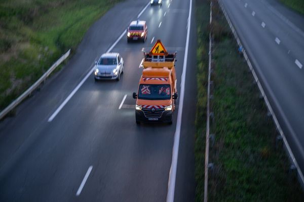 La circulation est très perturbée sur la RN 141 dans le secteur de Chabanais après qu'un camion se soit renversé. Image d'illustration.