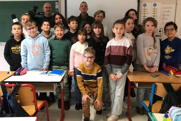 Classe de CM2 - Ecole des Fontaines Souvigny-en-Sologne (Loir-et-Cher)