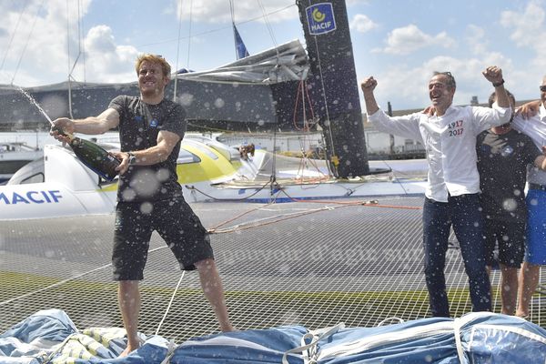 François Gabart remporte The Bridge sur le trimaran MACIF, le 3 juillet 2017