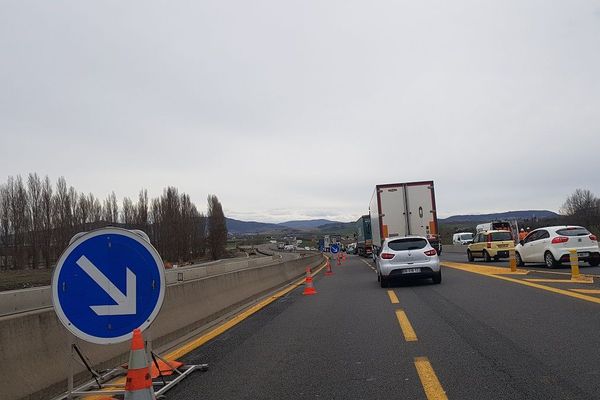 De nouvelles fermetures nocturnes sont programmées sur l'autoroute A75 entre le 7 et le 10 décembre, près de Clermont-Ferrand.