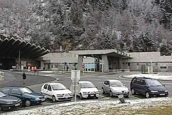 L'entrée du tunnel du Mont-Blanc côté français