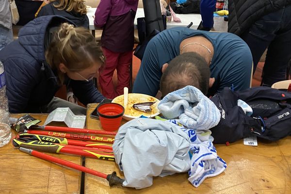 L'UTMB Nice Côte d'Azur est une épreuve redoutable où le mental est mis à rude épreuve. Ici, au kilomètres 150 au niveau de Tourrette-Levens.