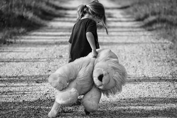 La fillette a quitté discrètement le domicile de ses grands-parents en pleine nuit pour retrouver son amoureux qui réside dans une commune voisine.