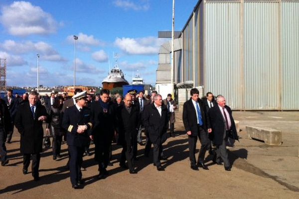 JY Le Drian visite les chantiers Piriou à Concarneau