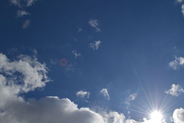 Les températures attendues dès la semaine prochaine vont dépasser les 30°c en début de semaine, pour atteindre un pic de chaleur jeudi 26 juin