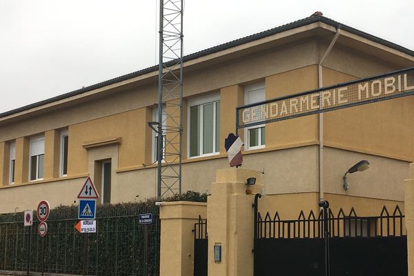 Alpes-Maritimes : la caserne de la gendarmerie de Grasse est confinée après deux cas de Coronavirus