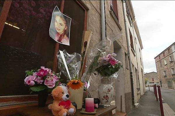 Hommage à Priscillia dans une rue d'Estagel (Pyrénées-Orientales)