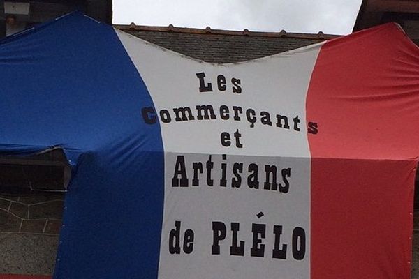 Un maillot géant en soutien aux Bleus