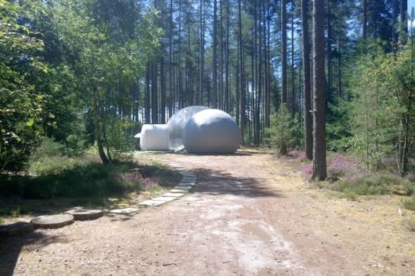 hébergement insolite : la bulle aux étoiles à Brinon-sur-Sauldre (Cher)