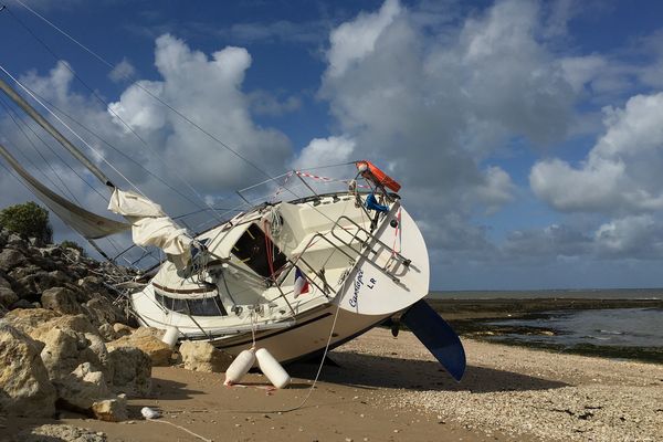 Le bateau avait été retrouvé échoué dans la matinée du samedi 9 septembre sur une plage de l'île Madame