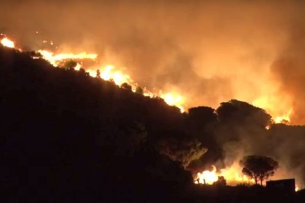 Le feu a ravagé la montagne au-dessus de Cerbère dans les Pyrénées-Orientales. 17 septembre 2015.