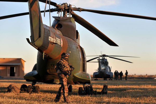 - Photo d'illustration - hélicoptères français à Niono au Mali