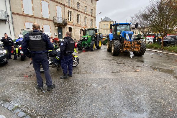 Les agriculteurs Lot-et-Garonnais ont pris la direction de Bordeaux ce mercredi 20 novembre.