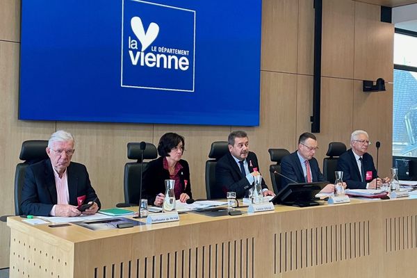 Le département de la Vienne fait partie, depuis quelques mois, des "trente départements les plus en difficulté de France", selon son président, Alain Pichon.