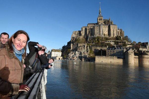 Ségolène Royal au Mont St-Michel à l'occasion des grandes marées le dimanche 22 février 2015