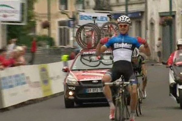 Vendredi, la première étape du 5ème Tour d'Auvergne a emmené les coureurs de Châtel-Guyon à Riom-ès-Montagne. Une première étape remportée par l'Estonien Alo Jakin.