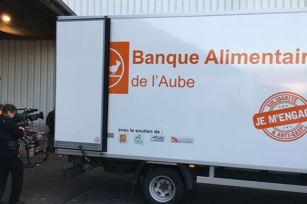 La banque alimentaire de l'Aube, à La Chapelle St Luc. 