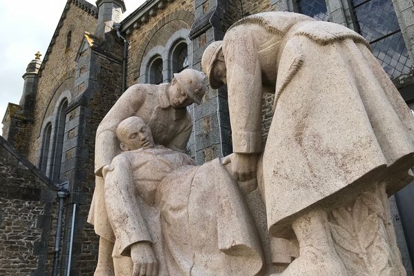 Seuls 220 noms de fusillés figurent sur les monuments aux morts de France. Ils sont au moins 639 à avoir été exécutés par leur hiérarchie entre 1914 et 1918