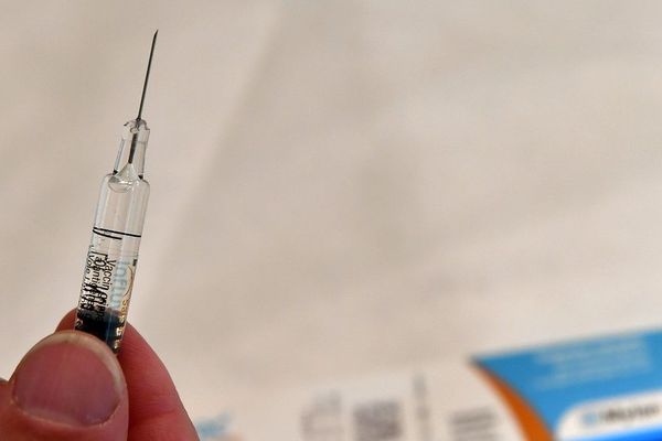 Le vaccin contre la grippe  manque à l'appel dans les pharmacies, une première en France