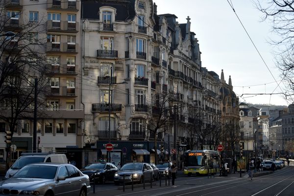 Ville populaire, Saint-Etienne a longtemps eu la réputation d'être une métropole intéressante pour les prix de son immobilier.