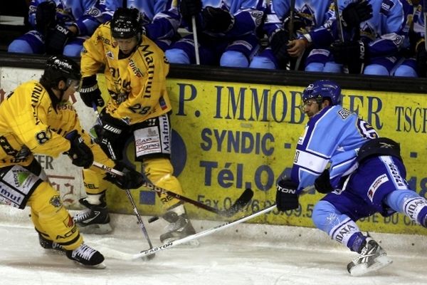 En hockey-sur-glace, le RHE s'est imposé face à Villard-de-Lans.