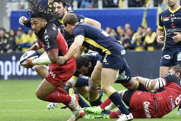 Le RC Toulon s'est incliné face à Clermont en Coupe d'Europe de rugby, le 2 avril 2017