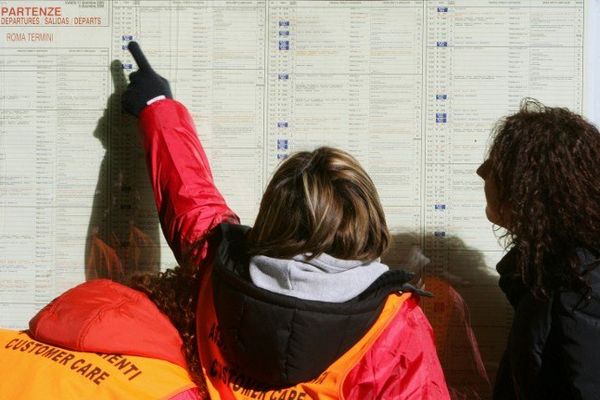 Un mouvement de grève du personnel des chemins de fer italien de ce samedi 13 décembre à 21h au dimanche 14 décembre à 21h.