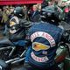 Une douzaine de bikers des Hells angels et des Rebels sont poursuivis pour "violences aggravées" dans le cadre d'un premier procès en correctionnel qui s'ouvre à Bordeaux en Gironde. En septembre 2021, ils avaient participé à une rixe entre motards qui a causé la mort de l'un d'entre eux et 5 blessés, à Tarbes, dans les Hautes-Pyrénées.