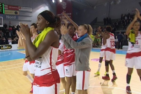 La joie des joueuses de l'ESBVA après leur victoire face à Sopron.