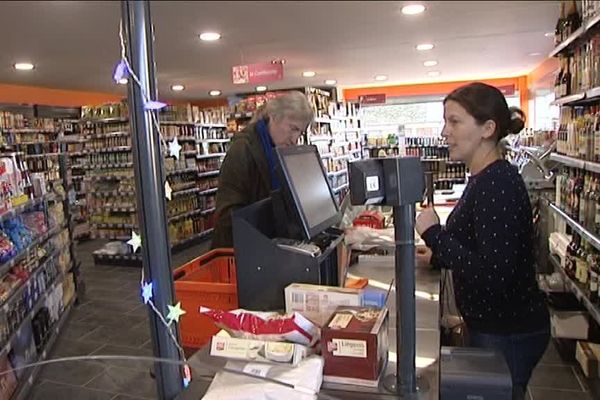 Une supérette ouvre ses portes à Buironfosse, pour le plus grand plaisir des habitants