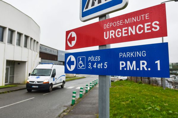 Hôpital de Brest, service des urgences de la Cavale Blanche