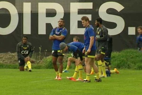 Les joueurs de l'ASM vendredi à l'entraînement, deux jours avant le match couperet face aux Anglais de Sale.