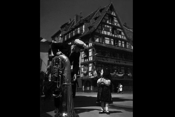 14 juillet 1945, place du marché-aux-cochons-de-lait à Strasbourg