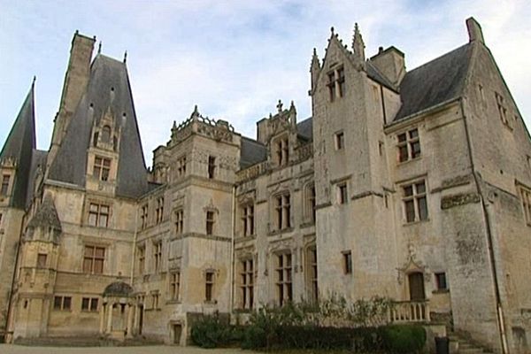 Le château de Fontaine Henry (Calvados)