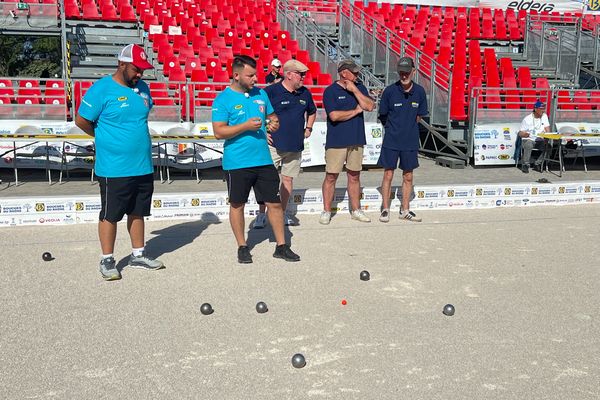 L'équipe Riviera s'est imposée 13-0 lors de son premier match de La Marseillaise à pétanque, dimanche 30 juin 2024.