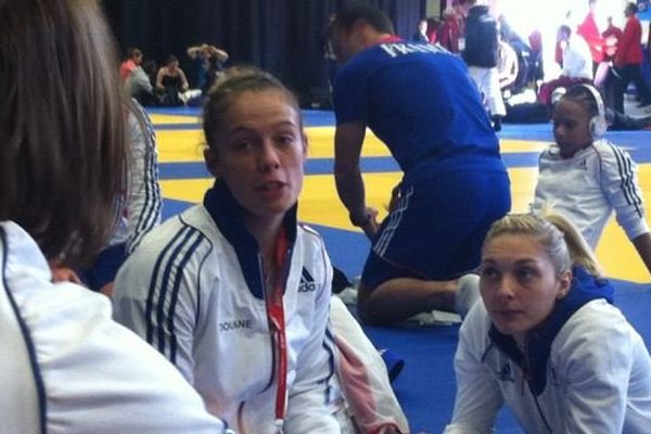 Pénélope Bonna et Automne Pavia aux championnats d'Europe de judo à Montpellier