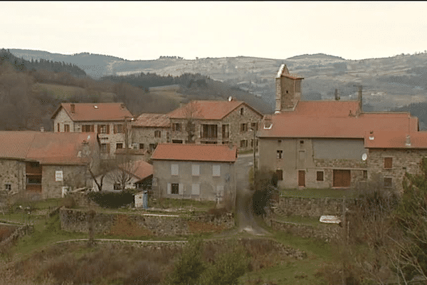 Le village de Lafarre en Haute-Loire