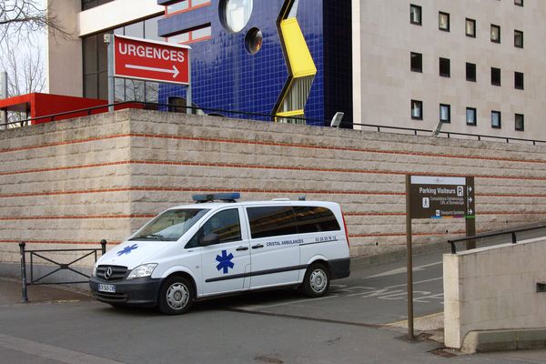 L'entrée du centre hospitalier de Roubaix